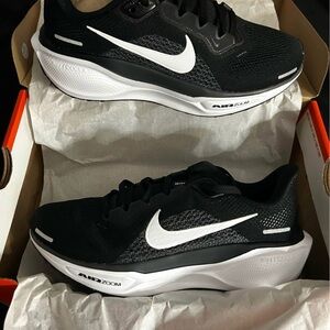 Nike Black and White Air Zoom Pegasus 41 TB